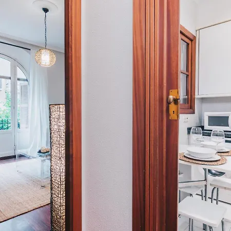 Apartment Apple By People San Sebastian