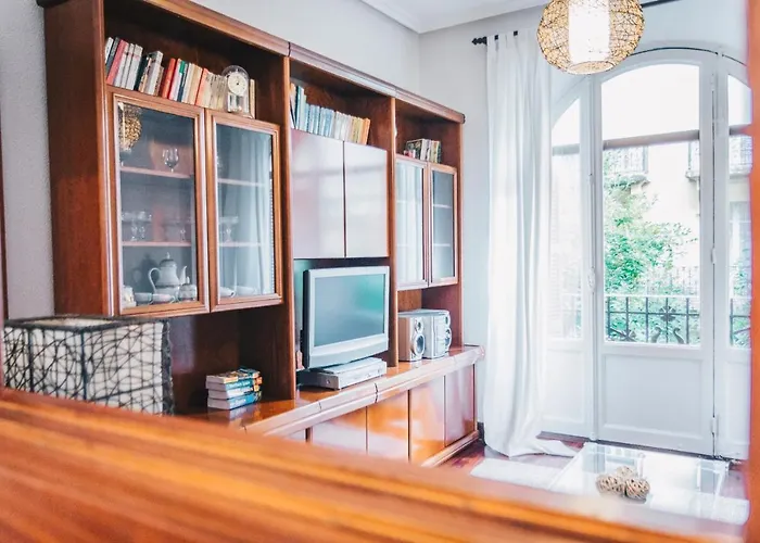 Apple By People * San Sebastián